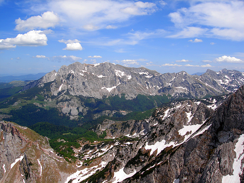 12 - Maglic i Bioc sa Volujka, sa vrha Badanj